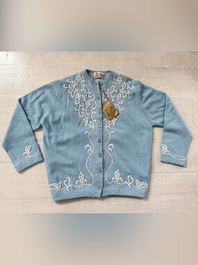 Vintage 60’s Deadstock Pringle Made in Scotland Cashmere Embroidered Cardigan